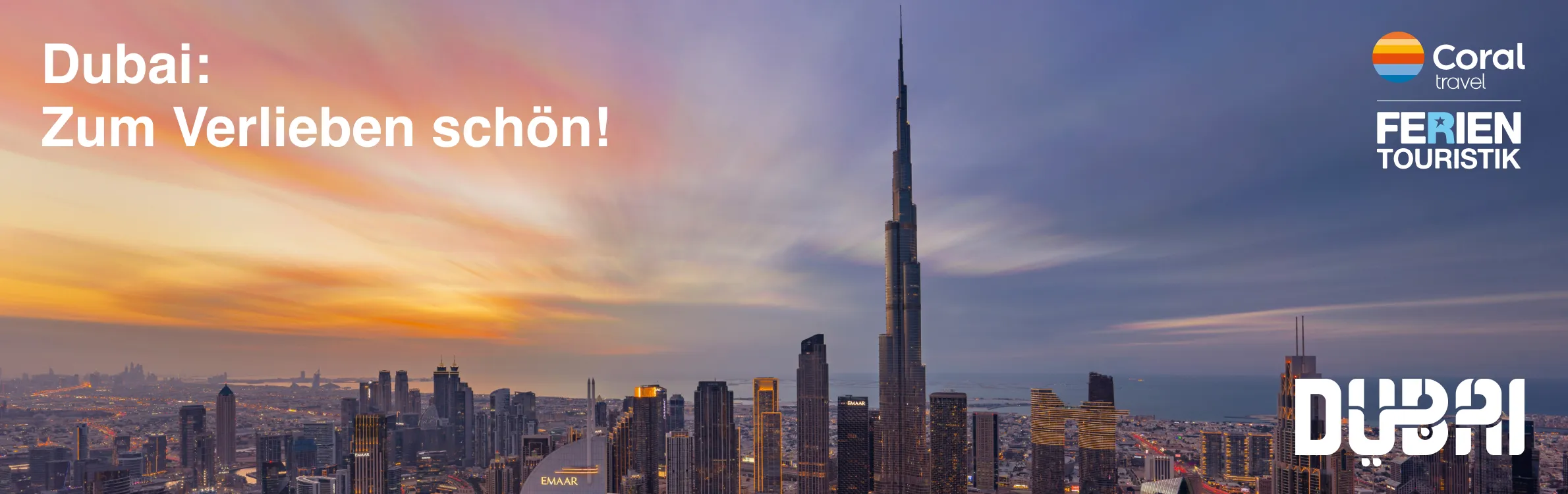 Dubai Skyline mit Sonnenuntergang