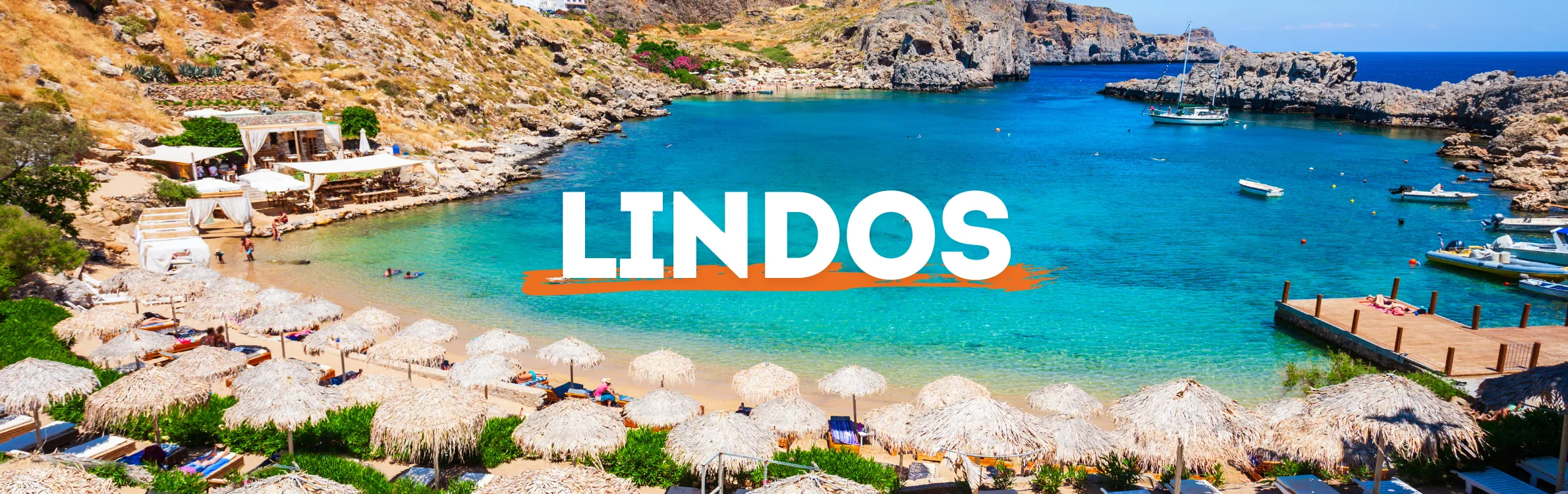 Eine Bucht mit einem kleinen Strand in Lindos