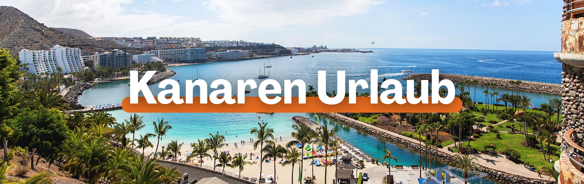 Bucht mit Strand und Hotels auf Gran Canaria