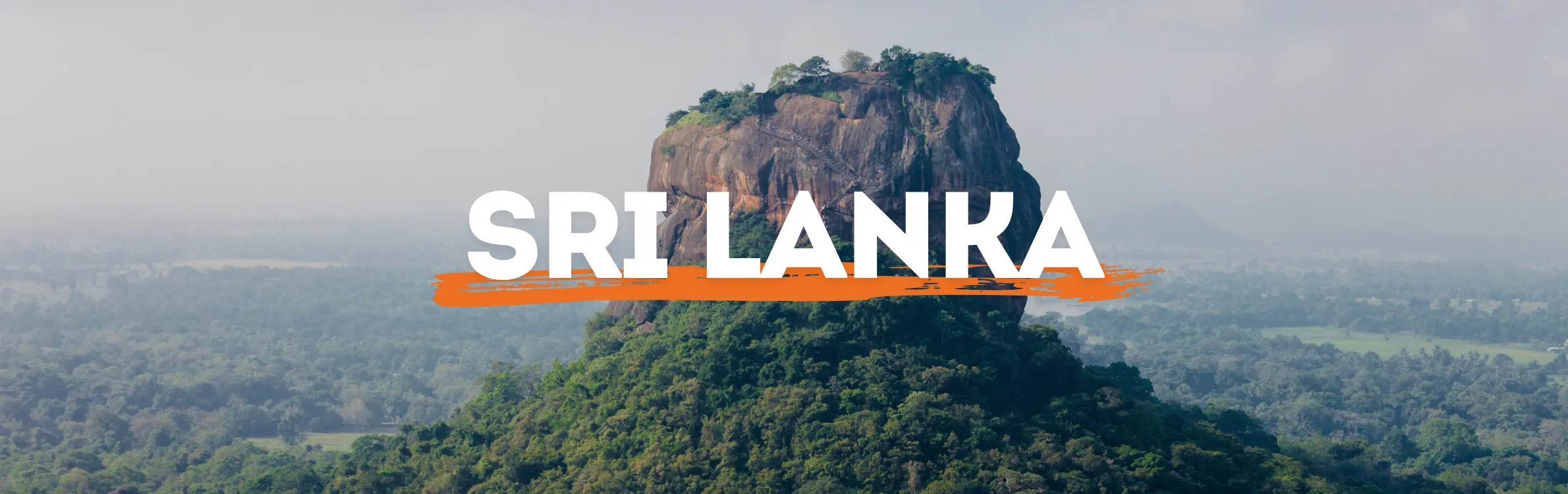 Großer Stein über dem Dschungel von Sri Lanka